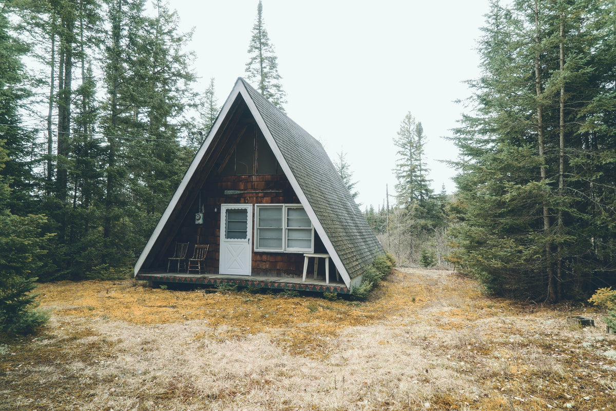 Photo inspiration: Visual Reference: Off Grid Cabin Without A Septic Tank